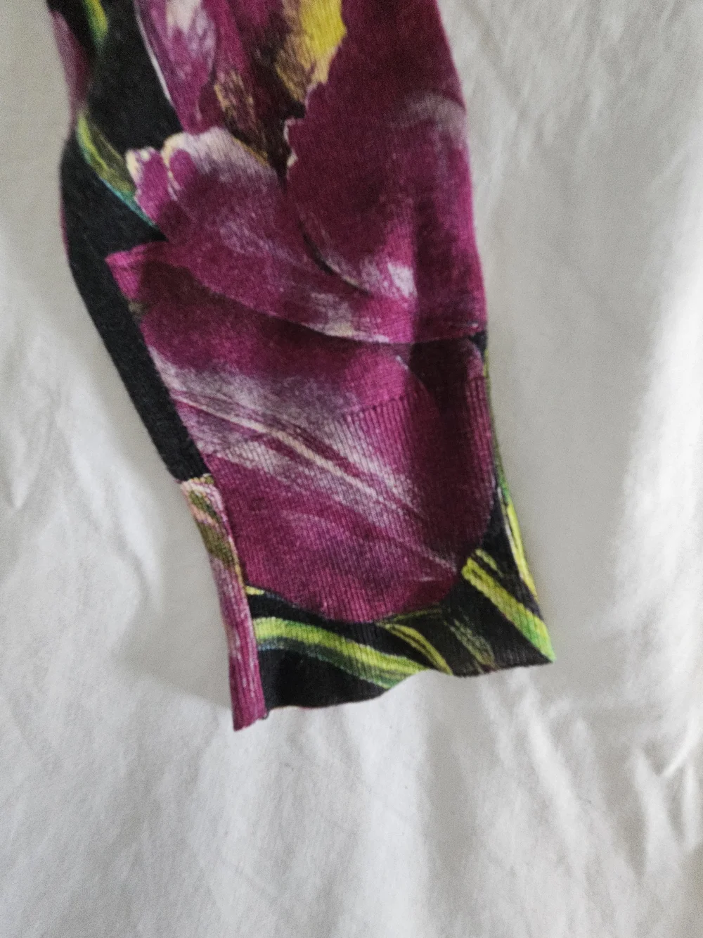 Dolce & Gabbana Black V-Neck Floral Long-Sleeve Top - Purple Tulip Print Silk